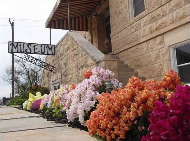 Ozona Chamber